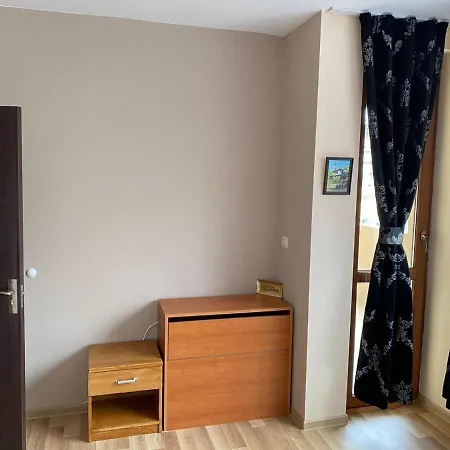 Nights Lux Private Апартамент